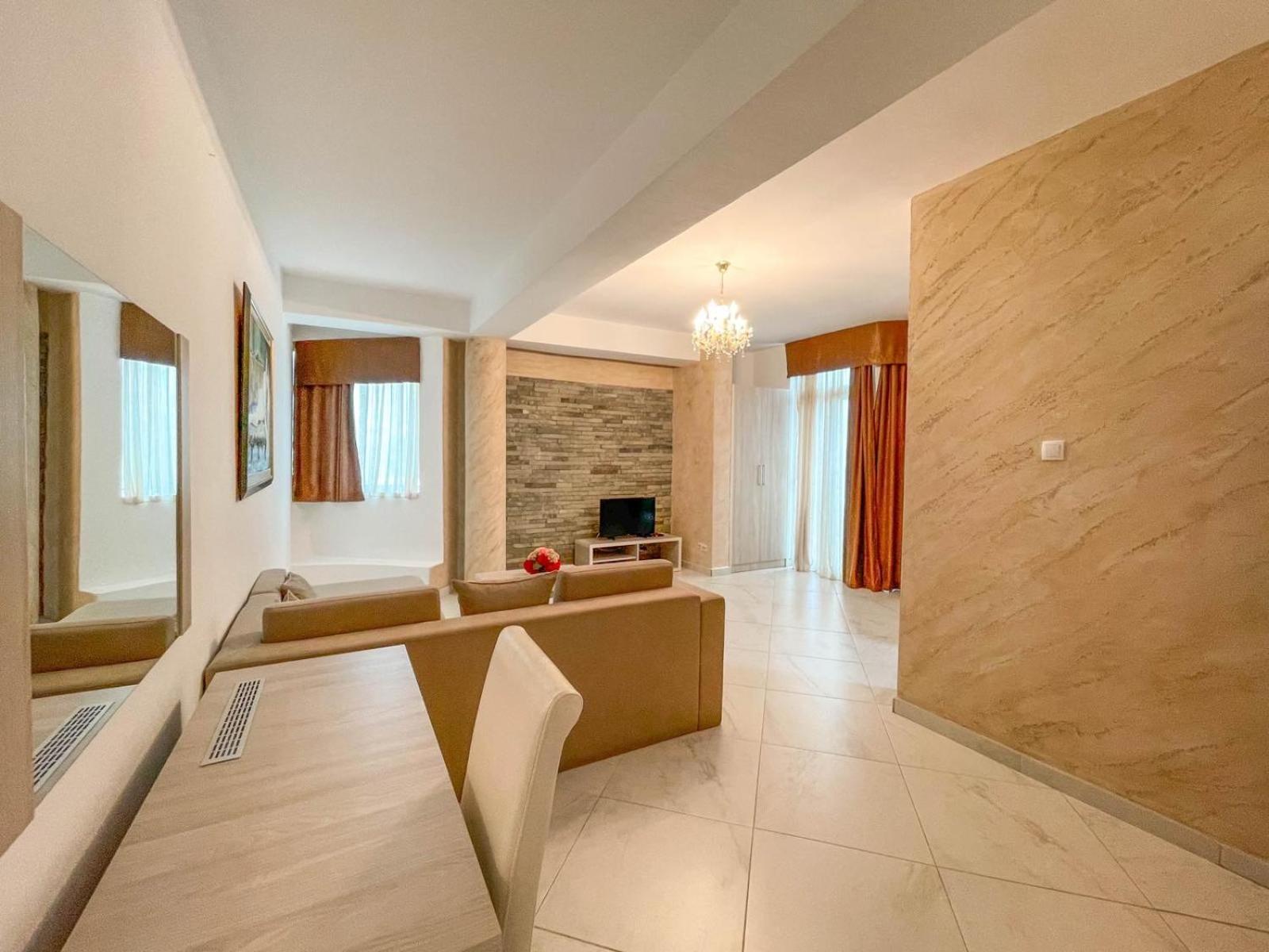 Imperial Hotel Улцинь Экстерьер фото