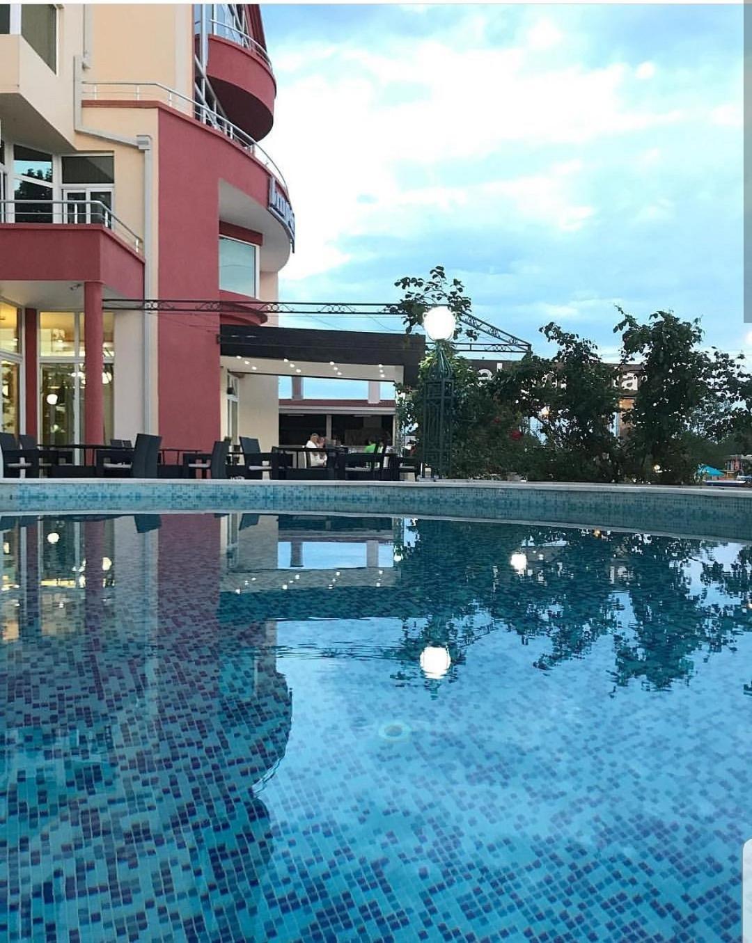 Imperial Hotel Улцинь Экстерьер фото
