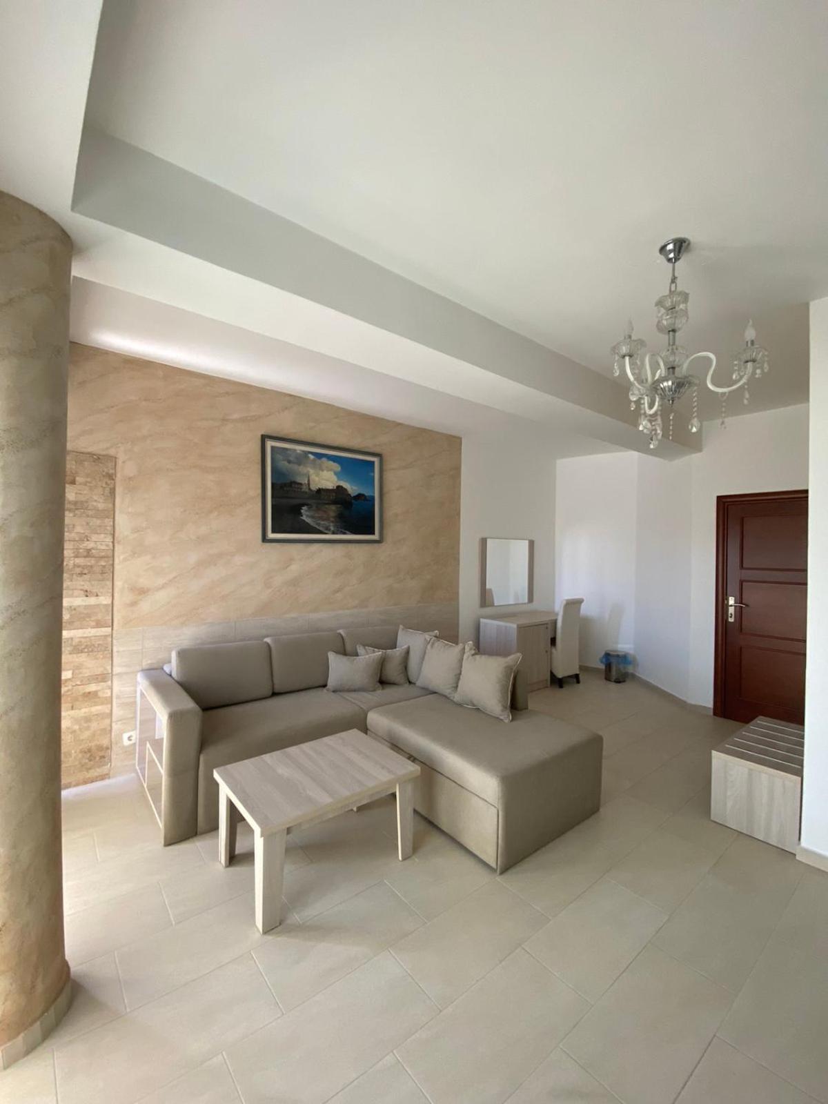 Imperial Hotel Улцинь Экстерьер фото